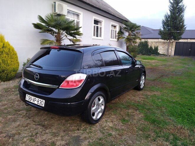 Opel Astra 2008, 178,000 km - 1.3 l - Zaqatala