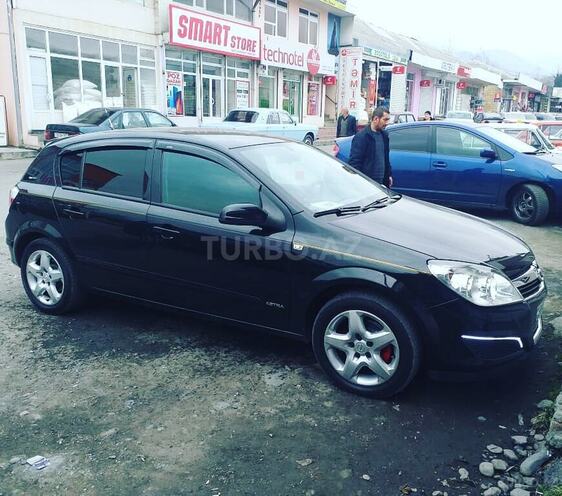 Opel Astra 2008, 178,000 km - 1.3 l - Zaqatala