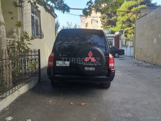 Mitsubishi Pajero 2006, 200,000 km - 3.0 l - Bakı