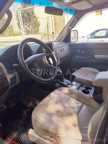 Mitsubishi Pajero 2006, 200,000 km - 3.0 l - Bakı