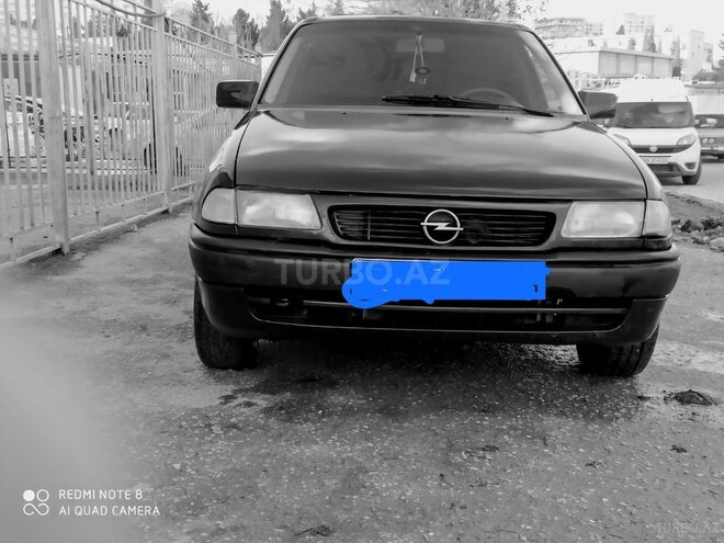 Opel Astra 1994, 228,706 km - 1.6 l - Bakı