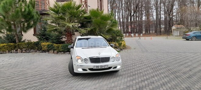 Mercedes E 240 2003, 355,000 km - 2.6 л - Masallı