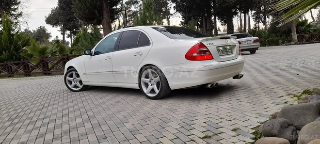 Mercedes E 240 2003, 355,000 km - 2.6 л - Masallı
