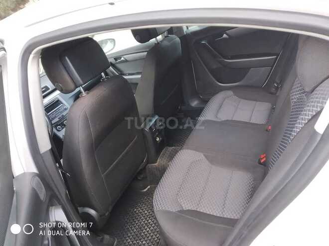 Volkswagen Passat 2012, 122,000 km - 1.8 l - Bakı