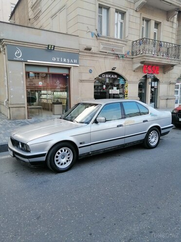 BMW 520 1992, 350,000 km - 2.0 l - Bakı