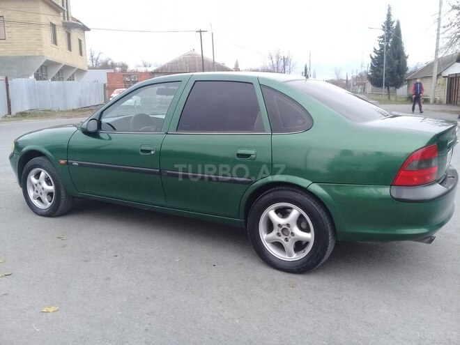 Opel Vectra 1998, 416,528 km - 2.0 l - Zaqatala