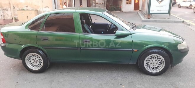 Opel Vectra 1997, 380,000 km - 2.0 l - Bakı