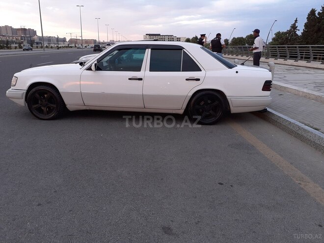 Mercedes E 250 1994, 650,000 km - 2.5 л - Bakı