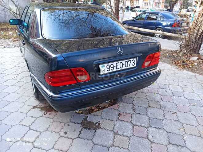 Mercedes E 280 1998, 257,000 km - 2.8 l - Bakı