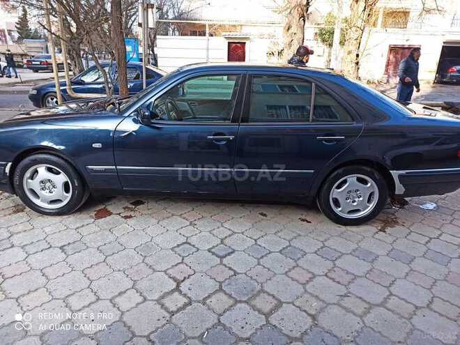 Mercedes E 280 1998, 257,000 km - 2.8 l - Bakı