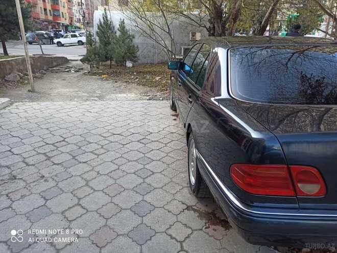 Mercedes E 280 1998, 257,000 km - 2.8 l - Bakı