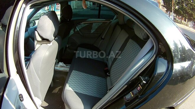Mercedes C 200 2001, 300,000 km - 2.0 l - Bakı