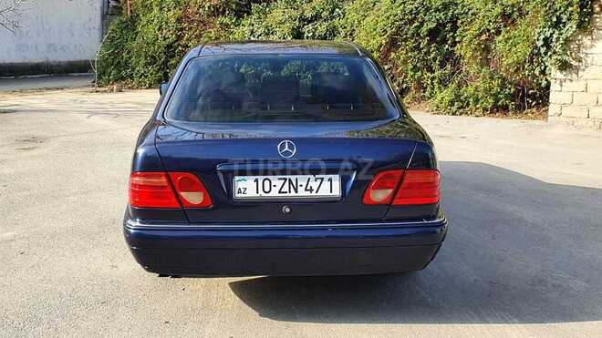 Mercedes E 240 1999, 264,000 km - 2.4 l - Bakı