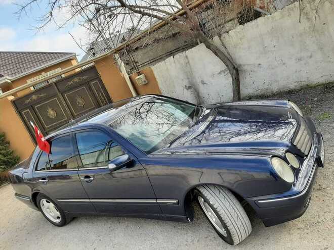 Mercedes E 280 2000, 317,346 km - 2.8 л - Bakı