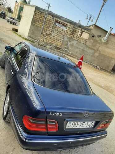 Mercedes E 280 2000, 317,346 km - 2.8 л - Bakı