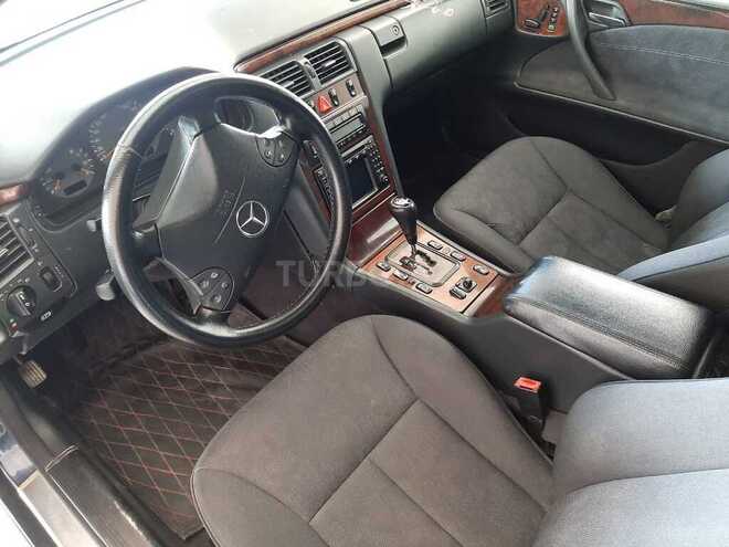 Mercedes E 280 2000, 317,346 km - 2.8 л - Bakı