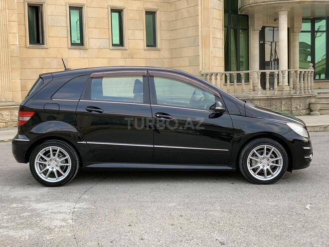 Mercedes B 180 2008, 99,000 km - 1.7 l - Bakı