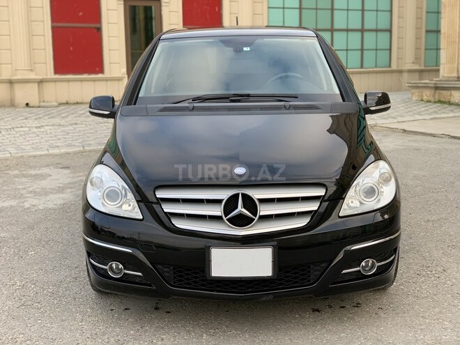 Mercedes B 180 2008, 99,000 km - 1.7 l - Bakı