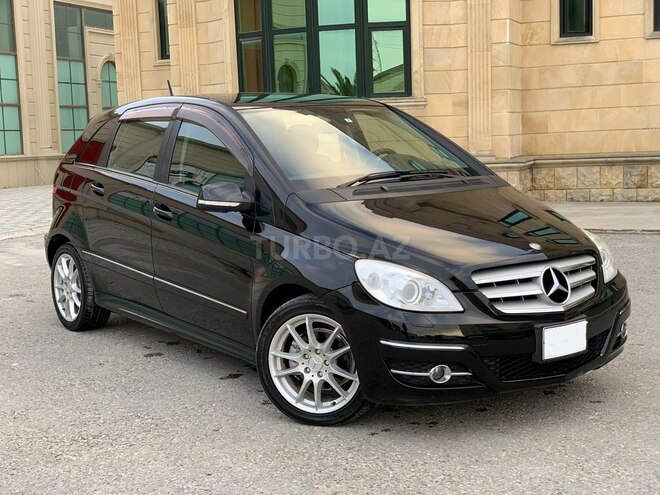 Mercedes B 180 2008, 99,000 km - 1.7 l - Bakı