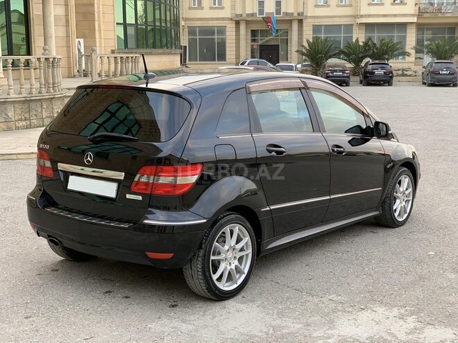 Mercedes B 180 2008, 99,000 km - 1.7 l - Bakı