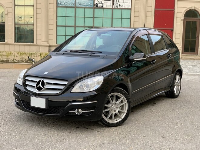 Mercedes B 180 2008, 99,000 km - 1.7 l - Bakı