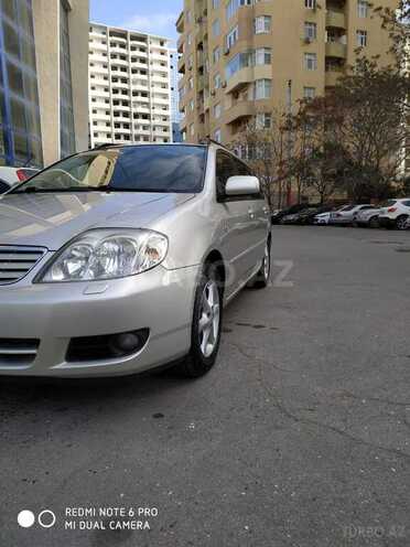 Toyota Corolla 2006, 190,000 km - 1.4 л - Bakı