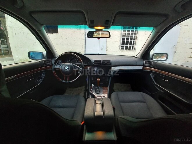 BMW 525 2001, 310,000 km - 2.5 l - Bakı