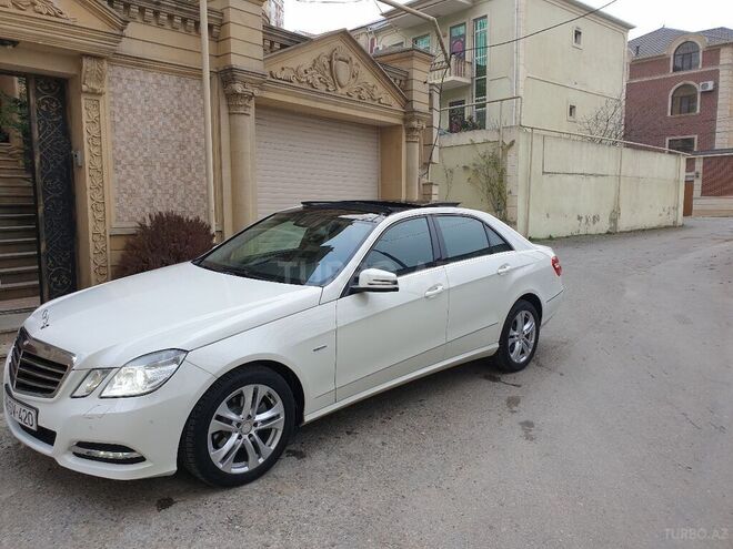 Mercedes E 200 2010, 228,200 km - 1.8 l - Bakı