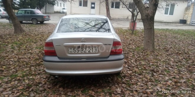 Opel Vectra 1998, 394,000 km - 1.8 l - Şəki