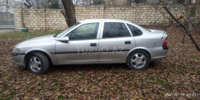 Opel Vectra 1998, 394,000 km - 1.8 l - Şəki