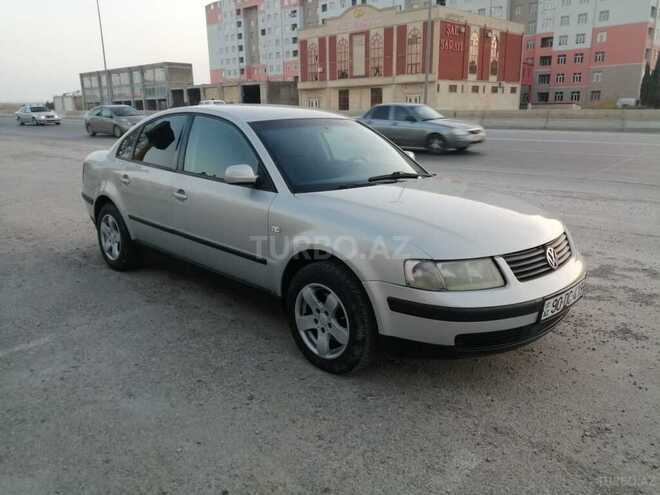 Volkswagen Passat 1998, 242,400 km - 1.8 л - Sumqayıt