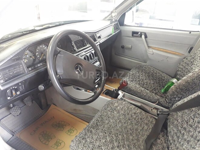 Mercedes 190 1990, 240,000 km - 1.8 l - Bakı