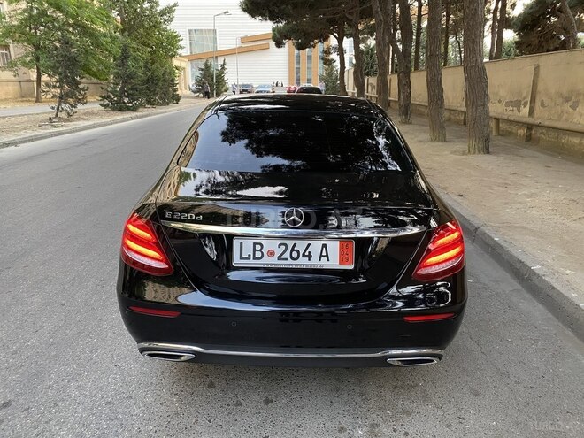 Mercedes E 220 2016, 105,000 km - 2.2 l - Bakı