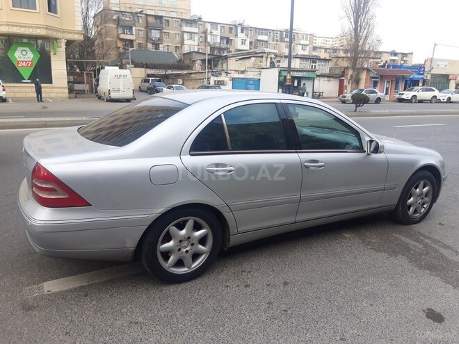 Mercedes C 240 2000, 213,000 km - 2.6 l - Bakı