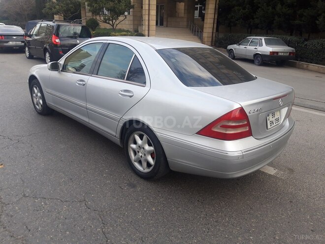 Mercedes C 240 2000, 213,000 km - 2.6 l - Bakı