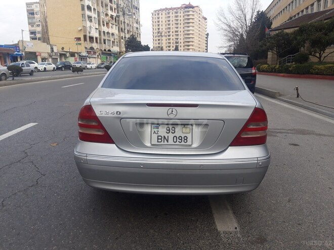 Mercedes C 240 2000, 213,000 km - 2.6 l - Bakı