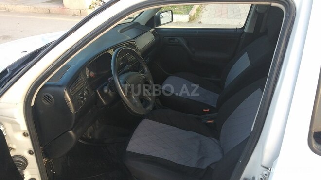 Volkswagen Golf 1997, 245,008 km - 2.0 l - Sumqayıt