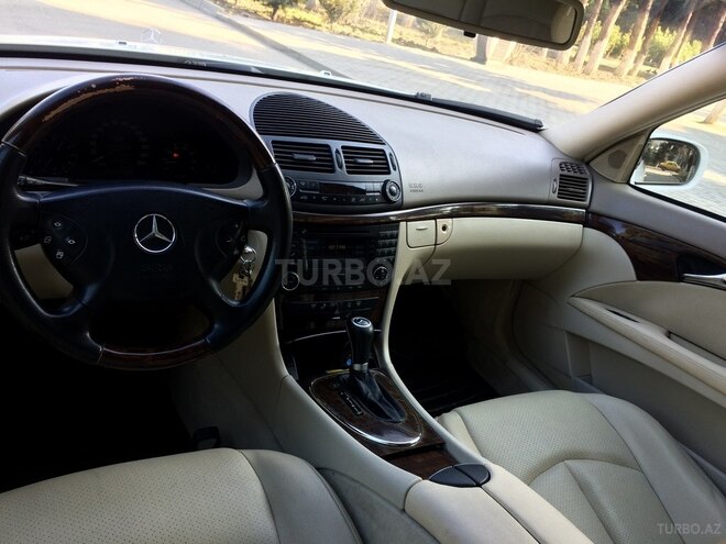 Mercedes E 240 2002, 221,000 km - 2.6 l - Sumqayıt