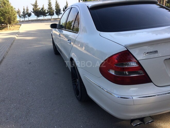 Mercedes E 240 2002, 221,000 km - 2.6 l - Sumqayıt