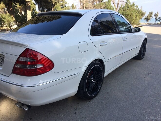 Mercedes E 240 2002, 221,000 km - 2.6 l - Sumqayıt