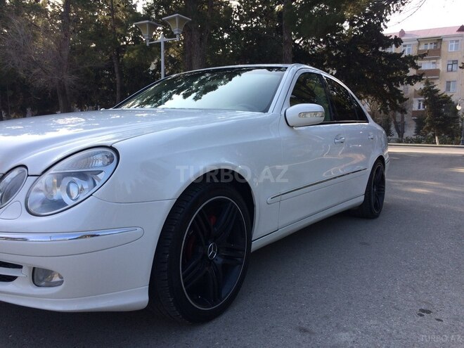 Mercedes E 240 2002, 221,000 km - 2.6 l - Sumqayıt