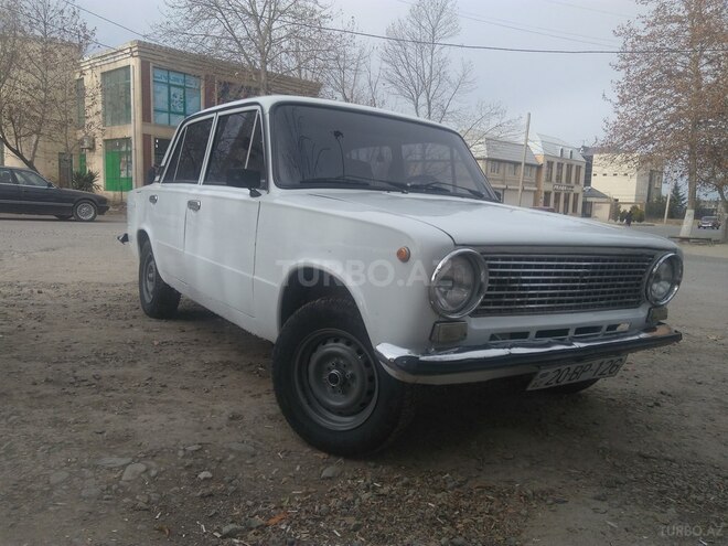 LADA (VAZ) 21011 1982, 100,000 km - 1.6 л - Gəncə