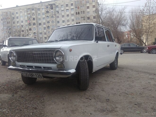 LADA (VAZ) 21011 1982, 100,000 km - 1.6 л - Gəncə