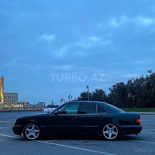 Mercedes E 240 1998, 295,000 km - 2.4 l - Bakı