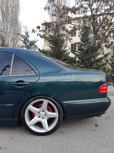 Mercedes E 240 1998, 295,000 km - 2.4 l - Bakı
