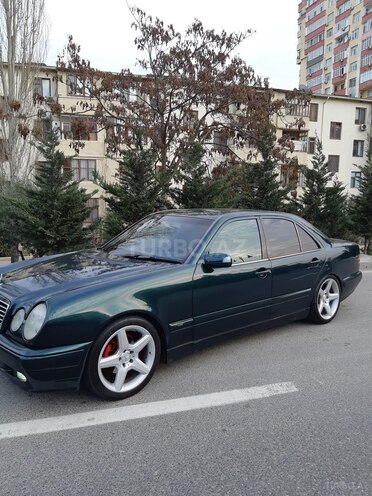 Mercedes E 240 1998, 295,000 km - 2.4 l - Bakı