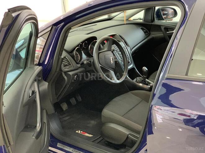 Opel Astra 2010, 93,000 km - 1.4 л - Bakı