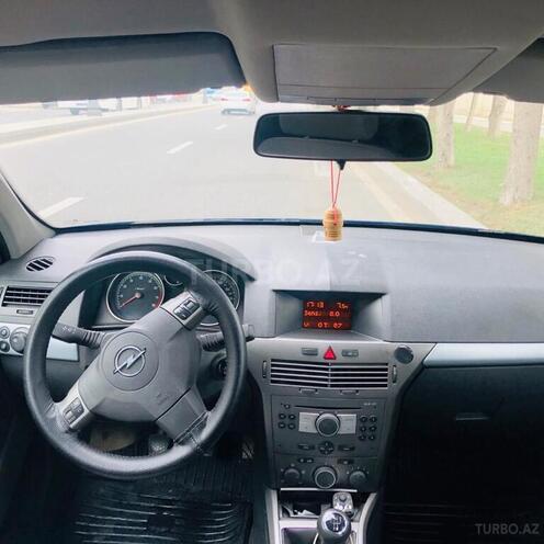 Opel Astra 2006, 256,000 km - 1.4 л - Bakı