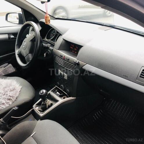 Opel Astra 2006, 256,000 km - 1.4 л - Bakı