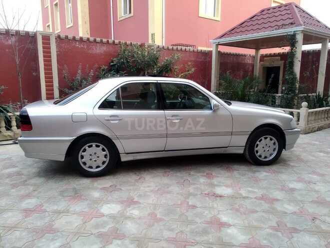 Mercedes C 230 1999, 215,000 km - 2.3 l - Bakı